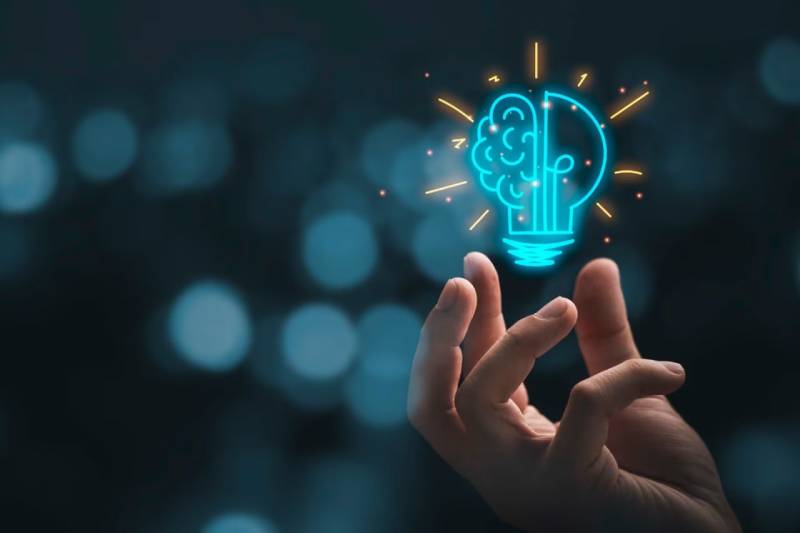 原平市小程序开发：借力数据分析提升投资回报率的4种本地实践